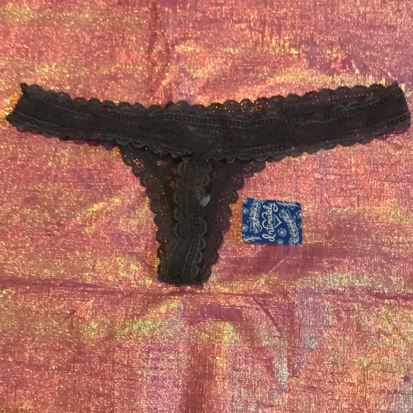 Lace Thong - Picture 4 of 4